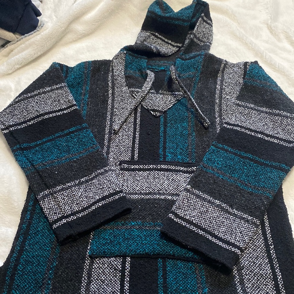 striped hoodie size M